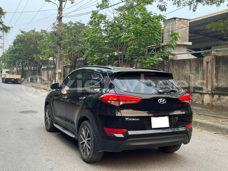 Big with watermark hyundai tucson hanoi saigon 39249