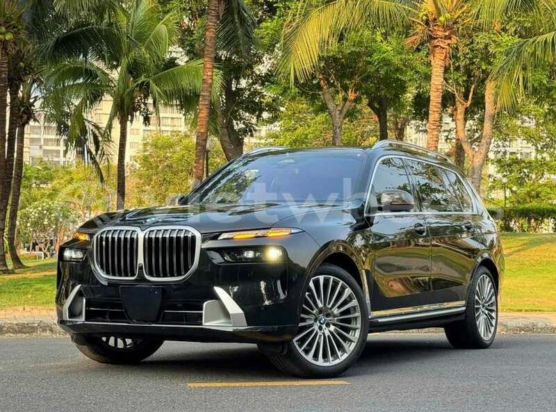 Big with watermark bmw x7 drive40i tinh lam gjong gjam rong 39290