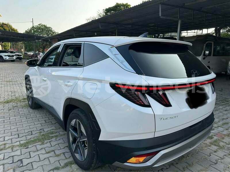 Big with watermark hyundai tucson tinh lam gjong gjam rong 39341
