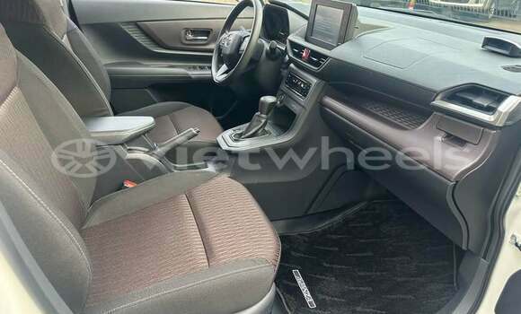 Mua Đã sử dụng Toyota Avanza Xe ô tô Mua Đã sử dụng Toyota Avanza Xe ô tô