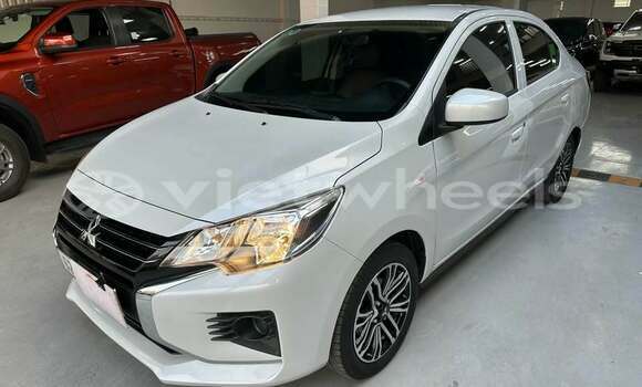 Mua Đã sử dụng Mitsubishi Attrage Xe ô tô Mua Đã sử dụng Mitsubishi Attrage Xe ô tô