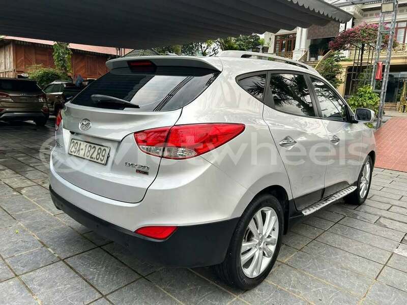 Big with watermark hyundai tucson hanoi saigon 39382