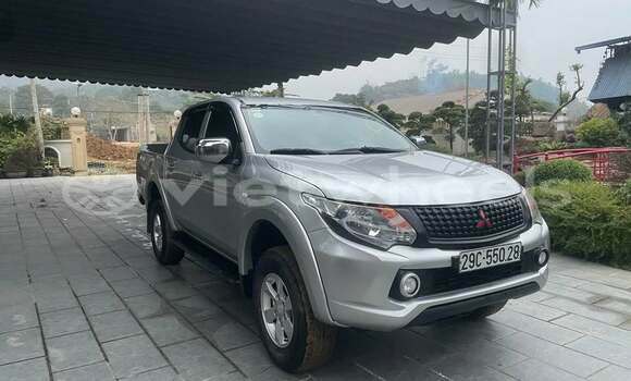 Mua Đã sử dụng Mitsubishi Triton Xe ô tô Mua Đã sử dụng Mitsubishi Triton Xe ô tô