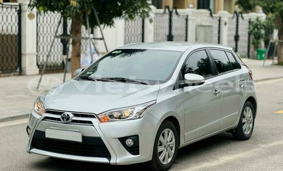 Buy Used Toyota Yaris Car