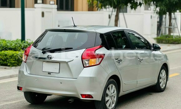 Mua Đã sử dụng Toyota Yaris Xe ô tô Mua Đã sử dụng Toyota Yaris Xe ô tô