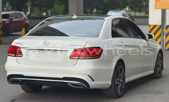 Mua Đã sử dụng Mercedes Benz E-Class Xe ô tô Mua Đã sử dụng Mercedes Benz E-Class Xe ô tô