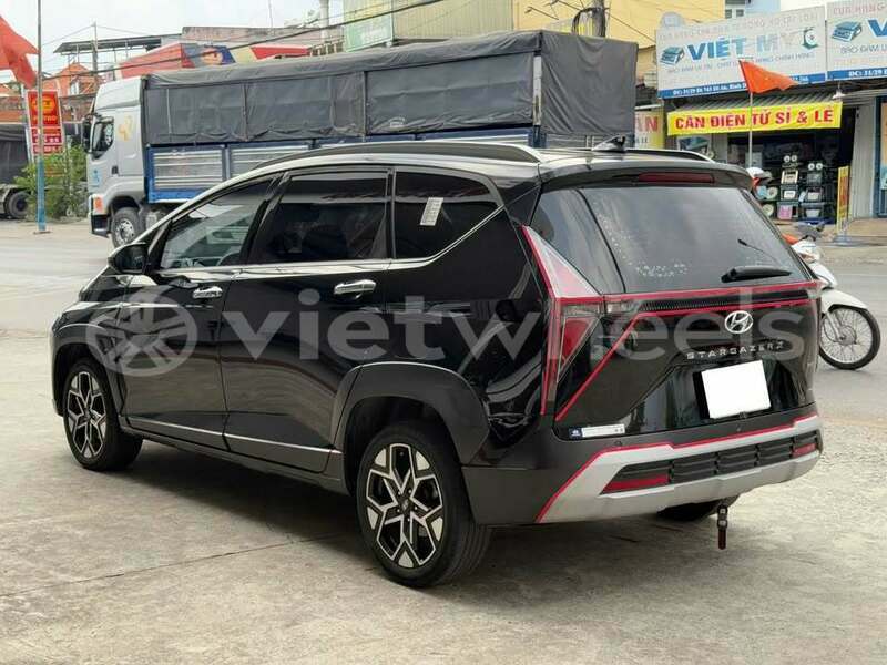Big with watermark hyundai stargazer tinh lam gjong gjam rong 39431
