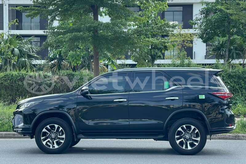Big with watermark toyota fortuner tinh lam gjong gjam rong 39452