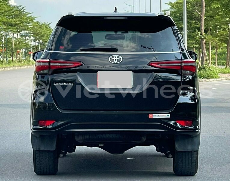 Big with watermark toyota fortuner tinh lam gjong gjam rong 39452