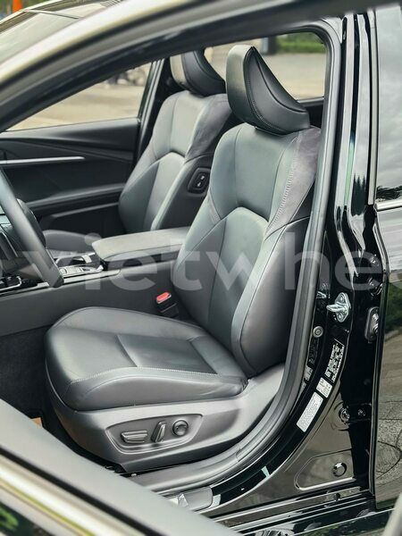 Big with watermark toyota camry tinh lam gjong gjam rong 39453