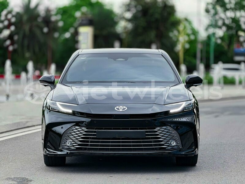Big with watermark toyota camry tinh lam gjong gjam rong 39453