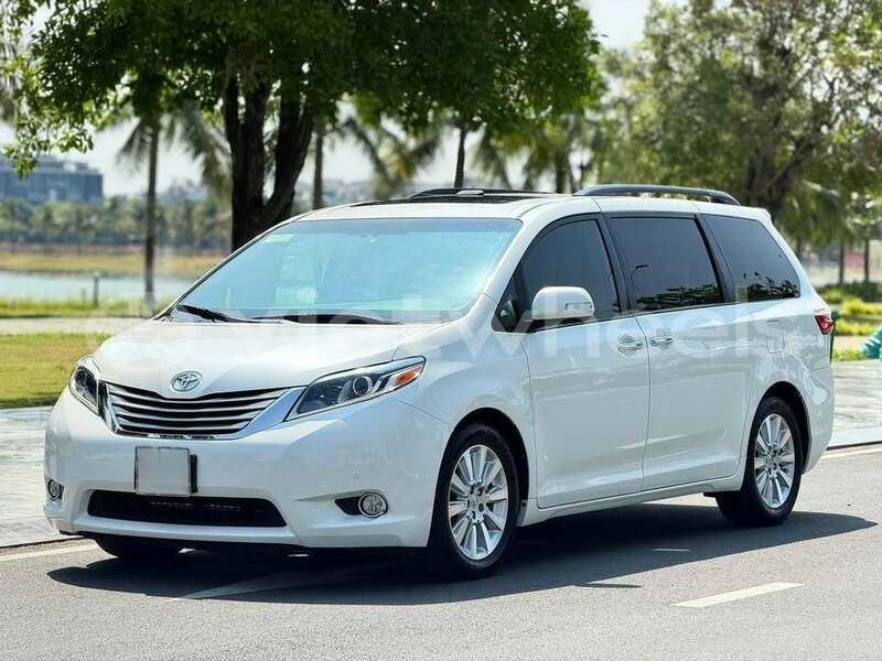 Big with watermark toyota sienna tinh thua thien hue huyen a luoi 39481