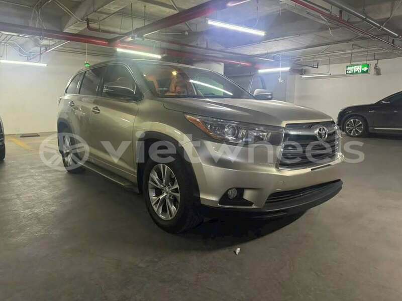 Big with watermark toyota highlander tinh lam gjong gjam rong 39486