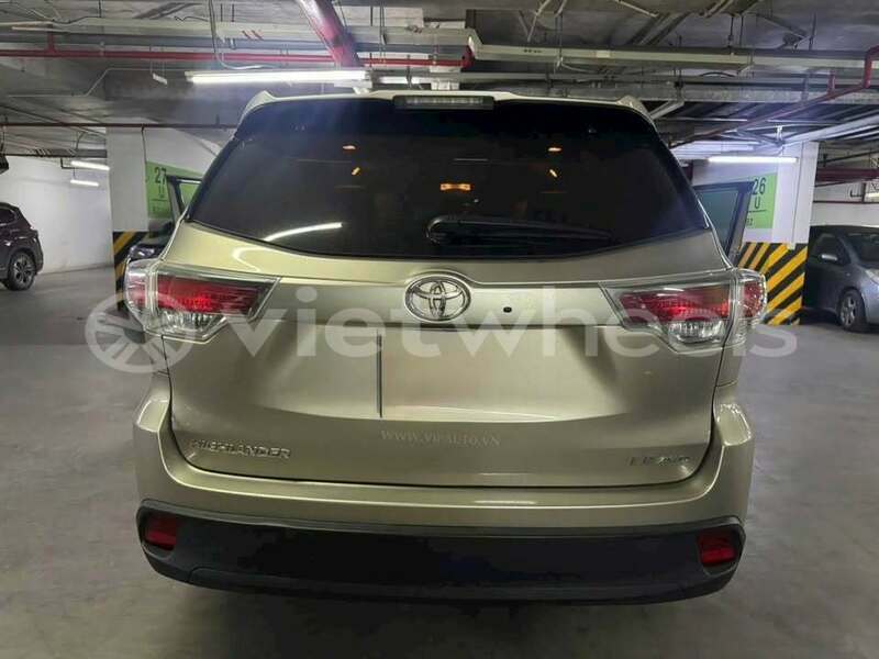 Big with watermark toyota highlander tinh lam gjong gjam rong 39486