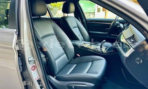 Mua Đã sử dụng BMW 525-i Xe ô tô Mua Đã sử dụng BMW 525-i Xe ô tô