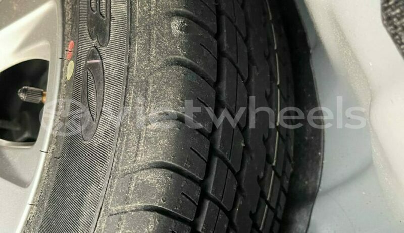 Big with watermark toyota toyota vios hanoi saigon 39514