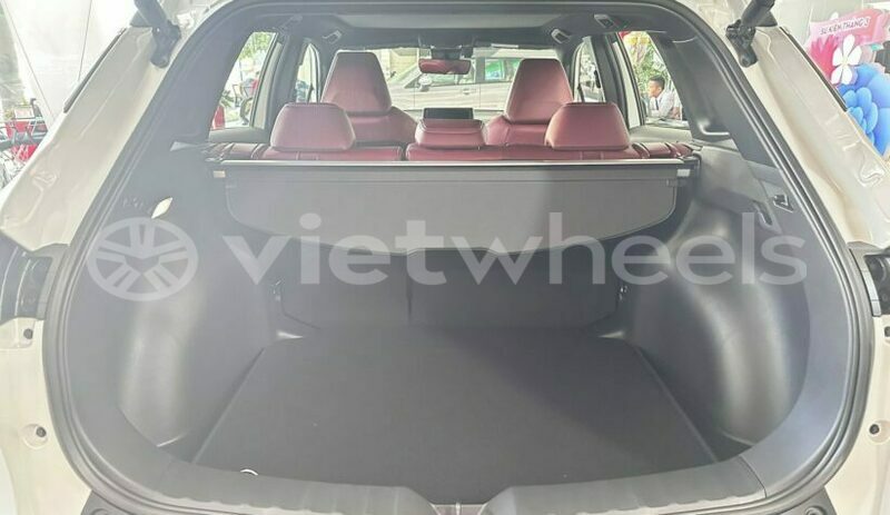 Big with watermark toyota corolla cross hanoi saigon 39521