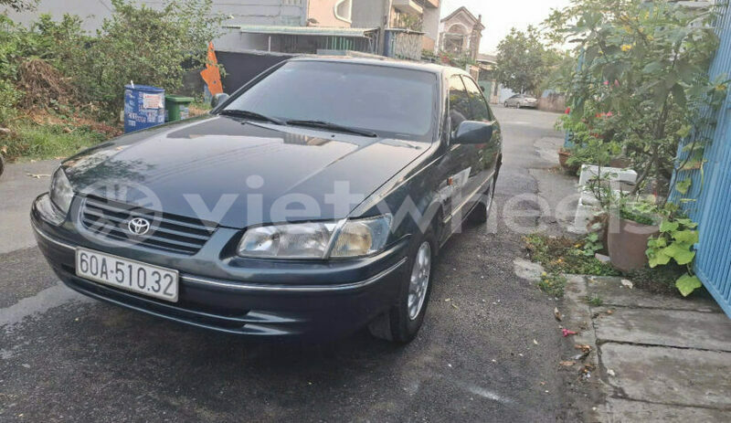 Big with watermark toyota camry hanoi saigon 39528