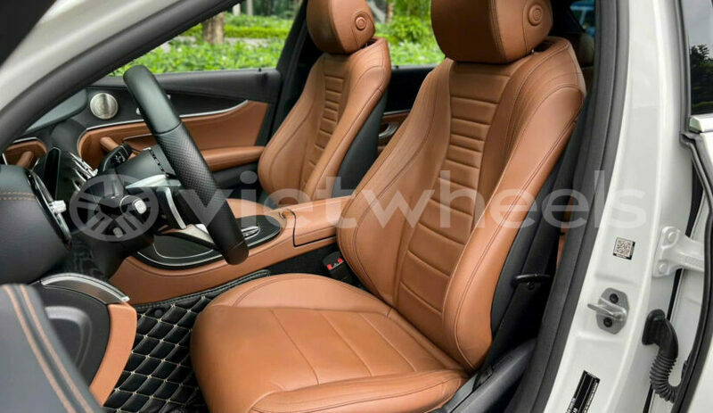 Big with watermark mercedes e300 hanoi saigon 39542