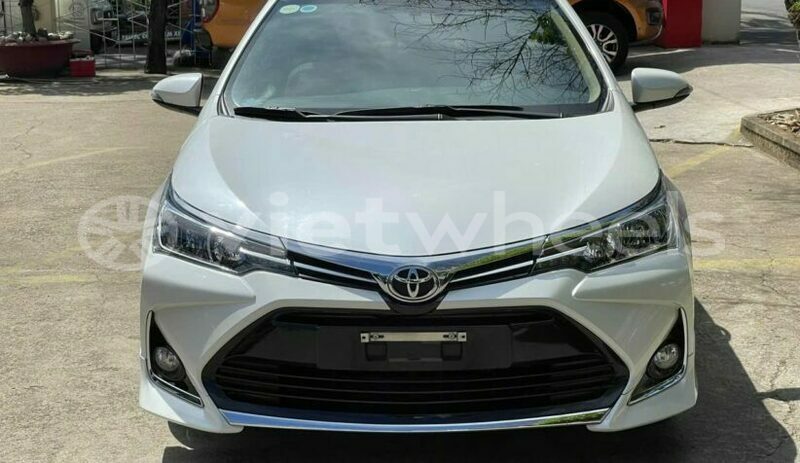 Big with watermark toyota corolla altis hanoi saigon 39547