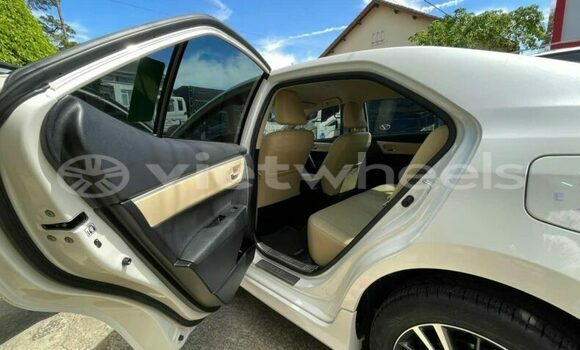 Mua Đã sử dụng Toyota Corolla altis Xe ô tô Mua Đã sử dụng Toyota Corolla altis Xe ô tô