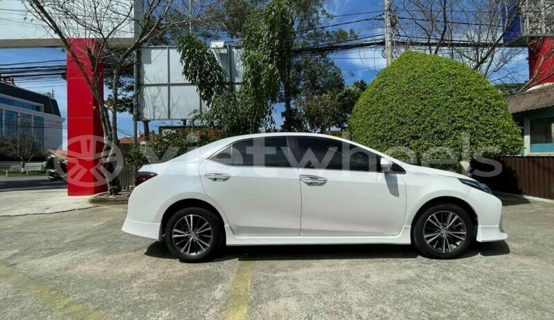 Big with watermark toyota corolla altis hanoi saigon 39547