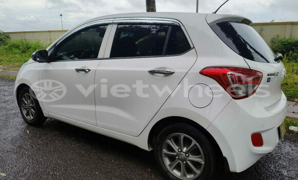 Mua Đã sử dụng Hyundai Grand i10 Xe ô tô Mua Đã sử dụng Hyundai Grand i10 Xe ô tô