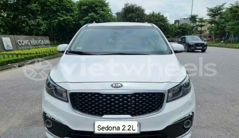 Big with watermark kia sedona hanoi saigon 39553