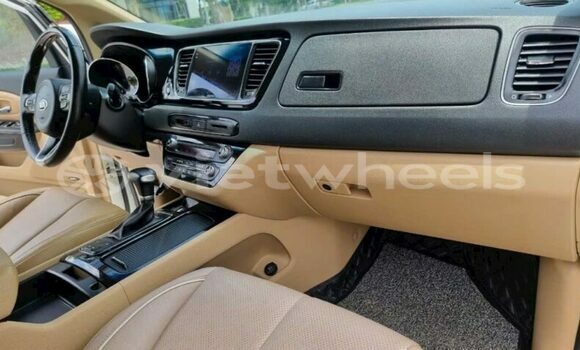 Mua Đã sử dụng KIA SEDONA Xe ô tô Mua Đã sử dụng KIA SEDONA Xe ô tô