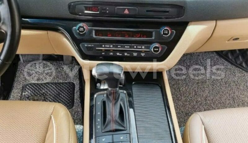 Big with watermark kia sedona hanoi saigon 39553