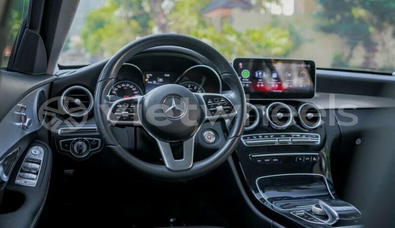 Big with watermark mercedes c180 hanoi saigon 39556