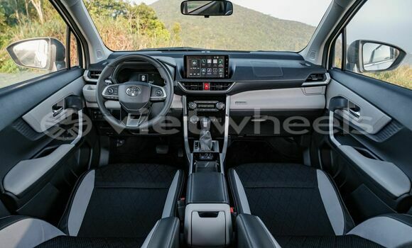 Mua Nhập khẩu Toyota Veloz cross Xe ô tô Mua Nhập khẩu Toyota Veloz cross Xe ô tô