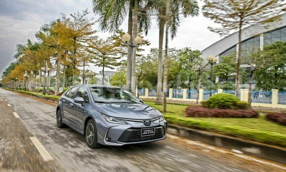 Mua Nhập khẩu Toyota Corolla Altis Xe ô tô Mua Nhập khẩu Toyota Corolla Altis Xe ô tô