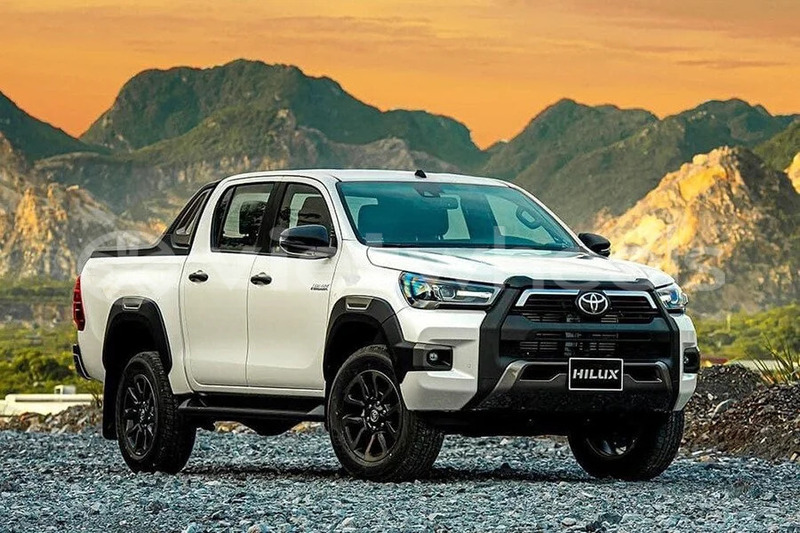 Big with watermark toyota hilux hanoi saigon 39567