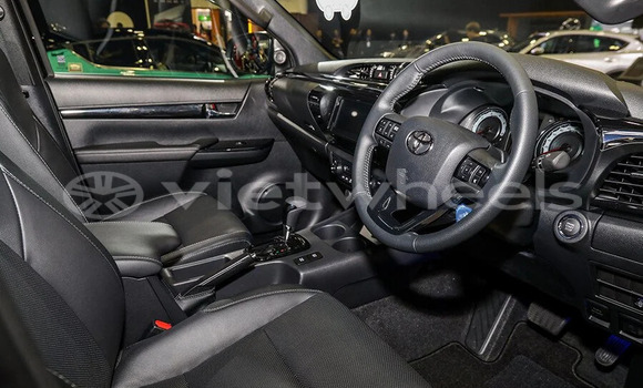 Mua Nhập khẩu Toyota HiLux Xe ô tô Mua Nhập khẩu Toyota HiLux Xe ô tô