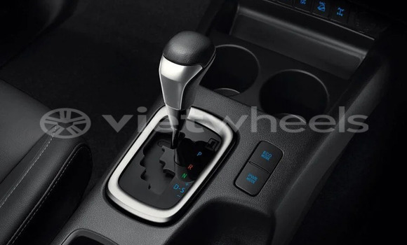Mua Nhập khẩu Toyota HiLux Xe ô tô Mua Nhập khẩu Toyota HiLux Xe ô tô