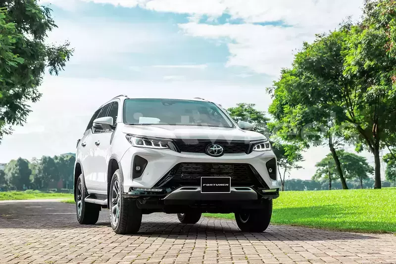 Big with watermark toyota fortuner hanoi saigon 39568
