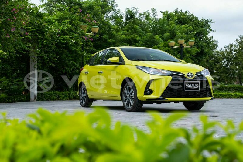 Big with watermark toyota yaris hanoi saigon 39569