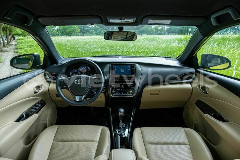 Big with watermark toyota yaris hanoi saigon 39569