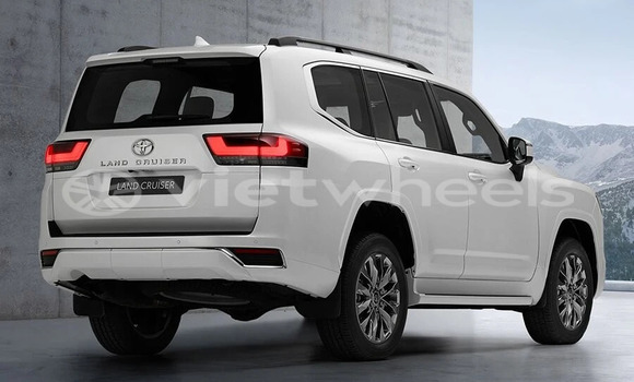 Mua Nhập khẩu Toyota Land Cruiser Xe ô tô Mua Nhập khẩu Toyota Land Cruiser Xe ô tô