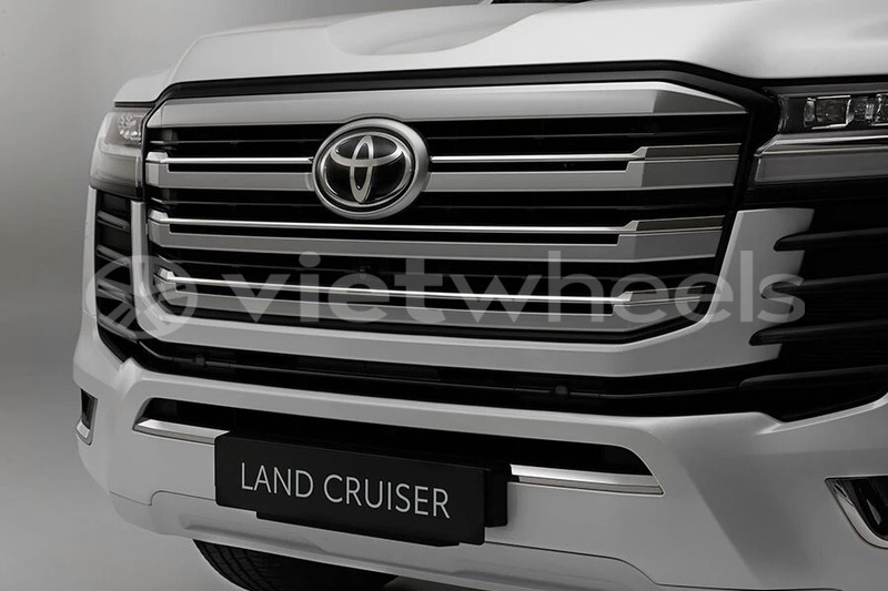 Big with watermark toyota land cruiser hanoi saigon 39570