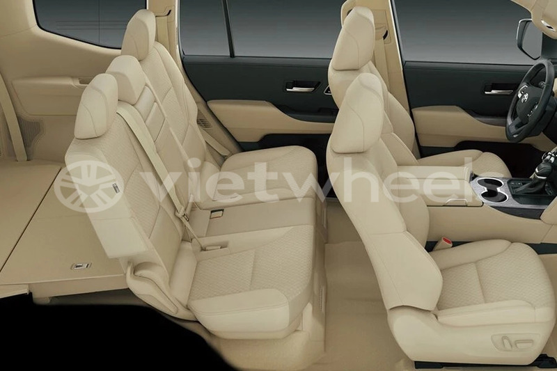 Big with watermark toyota land cruiser hanoi saigon 39570
