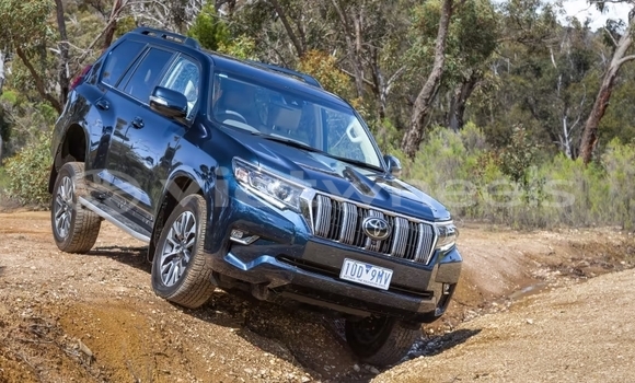 Mua Nhập khẩu Toyota Land Cruiser Prado Xe ô tô Mua Nhập khẩu Toyota Land Cruiser Prado Xe ô tô