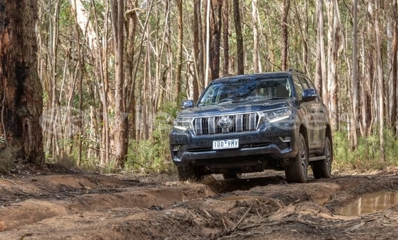 Mua Nhập khẩu Toyota Land Cruiser Prado Xe ô tô Mua Nhập khẩu Toyota Land Cruiser Prado Xe ô tô