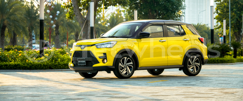 Big with watermark toyota raize hanoi saigon 39572