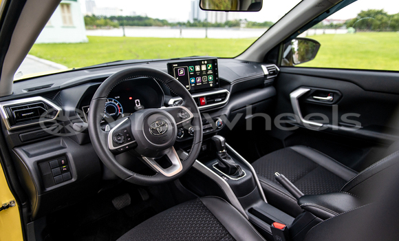 Mua Nhập khẩu Toyota Raize Xe ô tô Mua Nhập khẩu Toyota Raize Xe ô tô