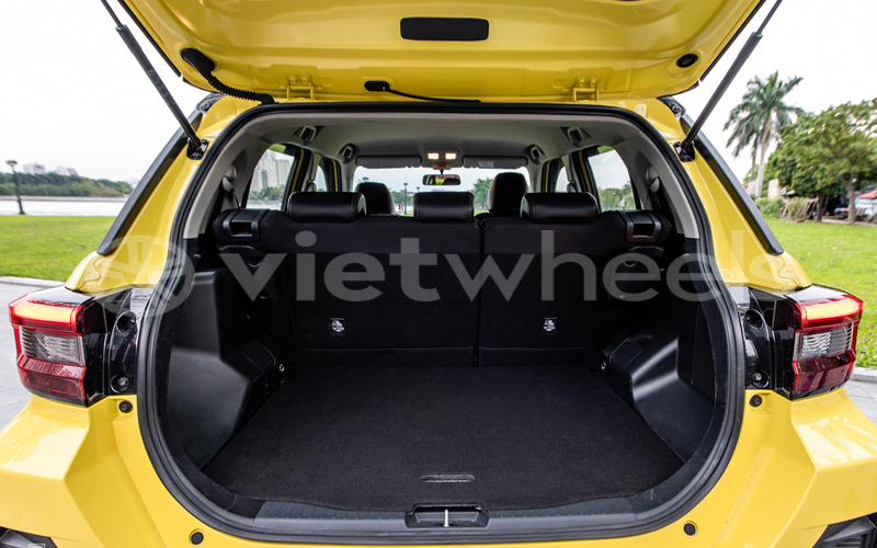 Big with watermark toyota raize hanoi saigon 39572