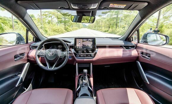 Mua Nhập khẩu Toyota Corolla Cross 1.8V Xe ô tô Mua Nhập khẩu Toyota Corolla Cross 1.8V Xe ô tô