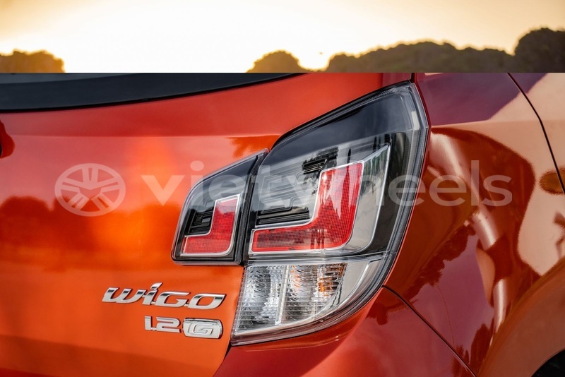 Big with watermark toyota wigo hanoi saigon 39575