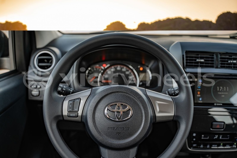 Big with watermark toyota wigo hanoi saigon 39575